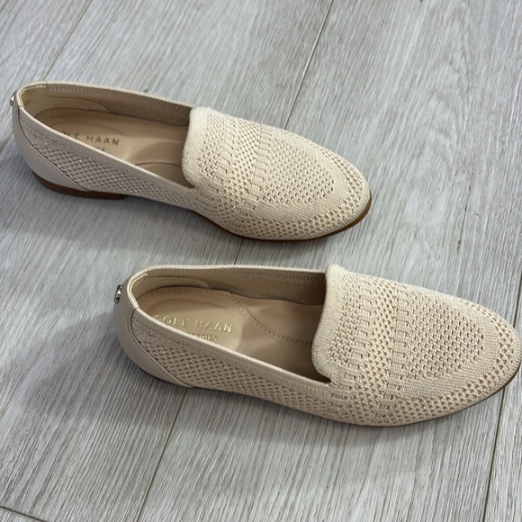 Cole Haan Modern Classic Knit Loafers Beige size 5 B - Picture 9 of 12